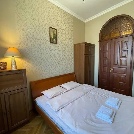 White Rooms On City Center Lviv Exterior photo