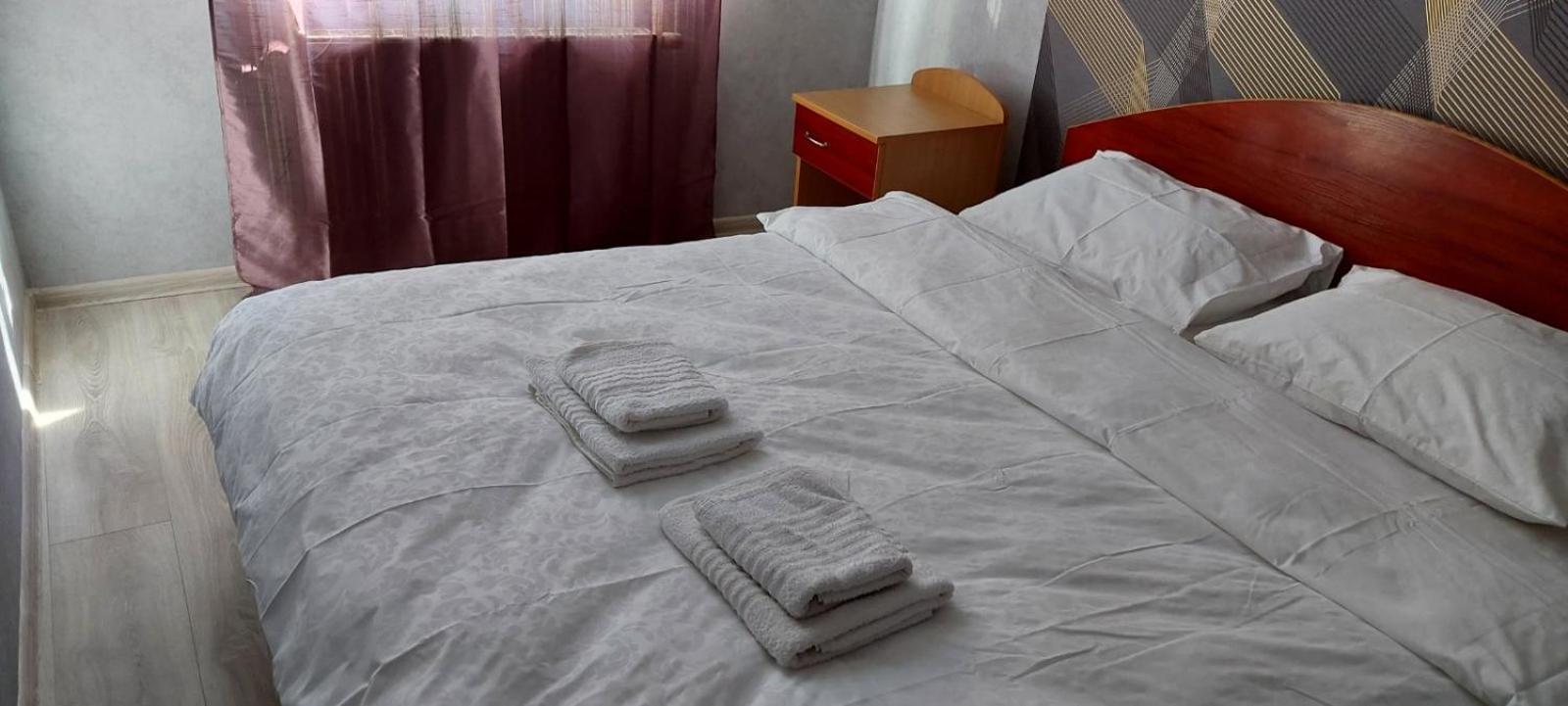 White On Center Apartment