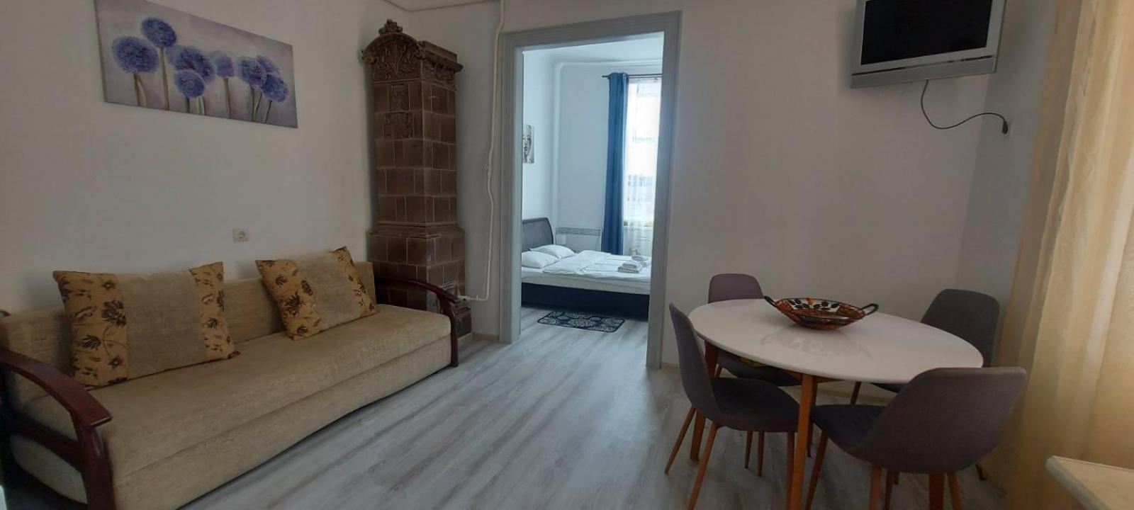 Apartment White On Center
